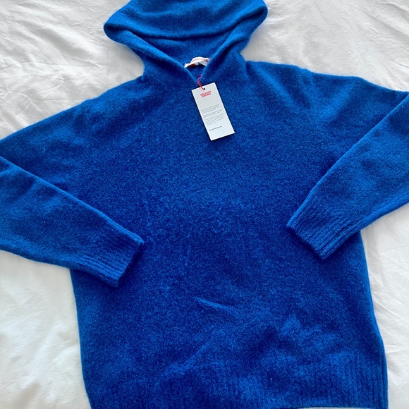 Men's Blue Hooded Sweater